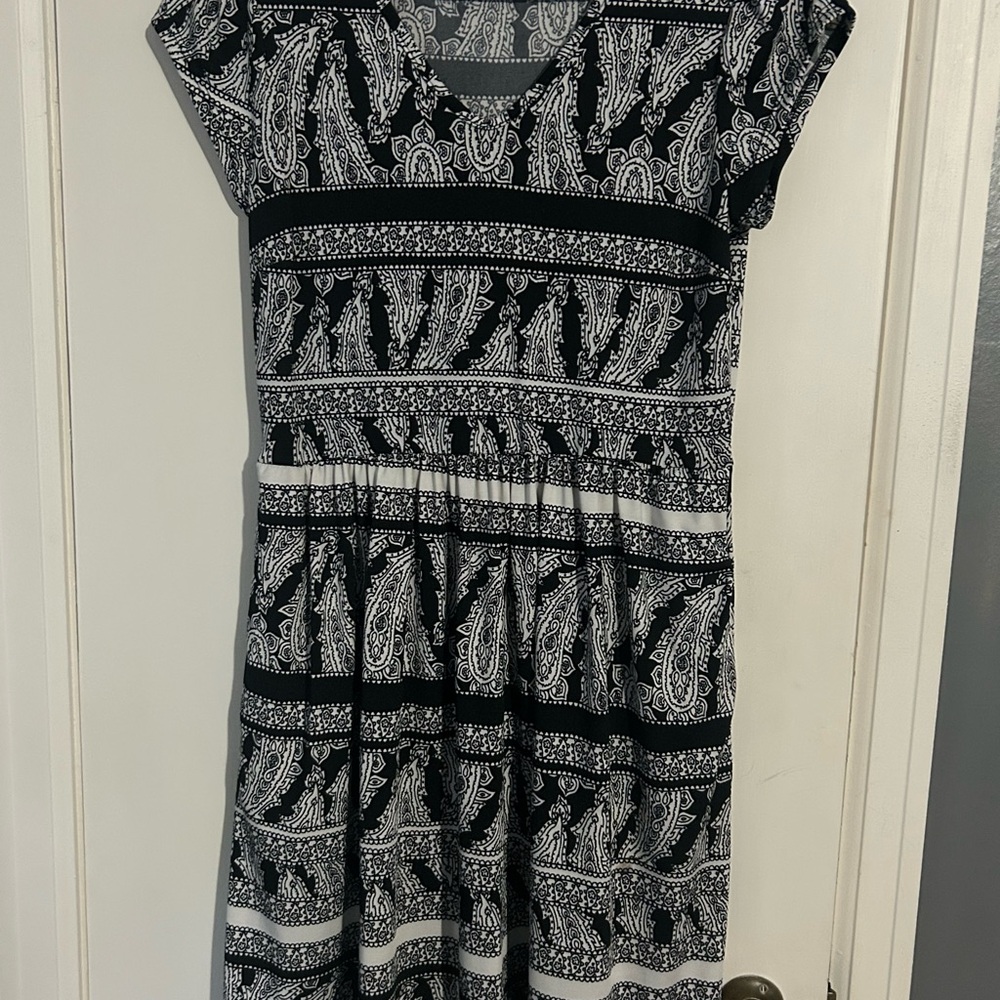 Honey and Lace Black and White Paisley Dress
